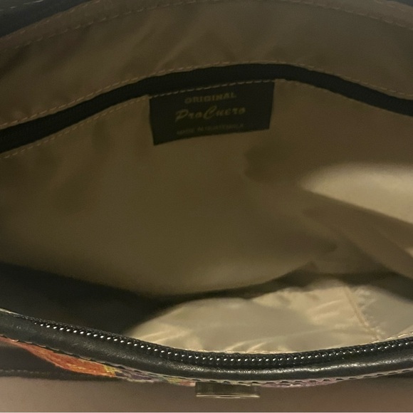 NWT, Vintage, Antiqua, Original Pro Cuero, Floral Maya Tapestry Shoulder Purse - Picture 7 of 9